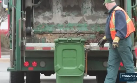 Safety Tips for Garbage Truck Drivers and Garbage Collectors in Illinois